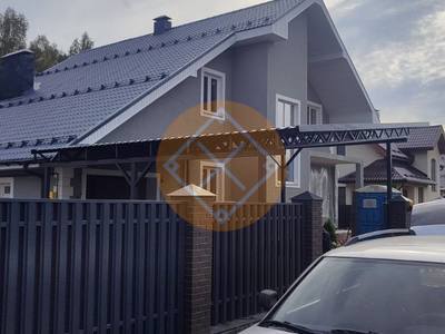 Односкатный металлический навес к дому