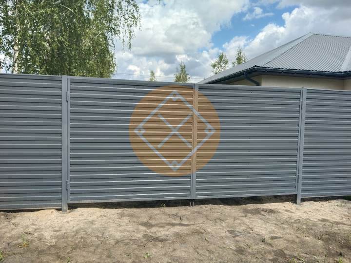 забор и ворота из горизонтального профнастила