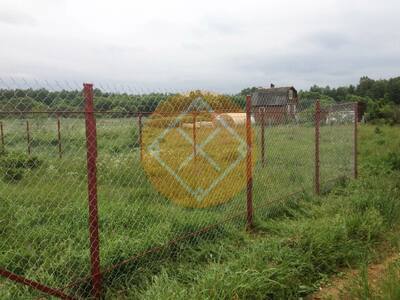 Забор из сетки рабицы на столбах, арматура в два ряда